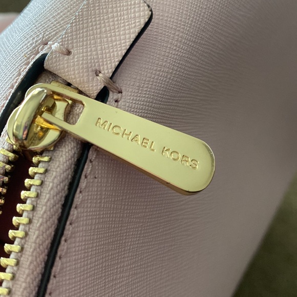 Michael Kors Large Cindy Dome Satchel - Picture 14 of 14